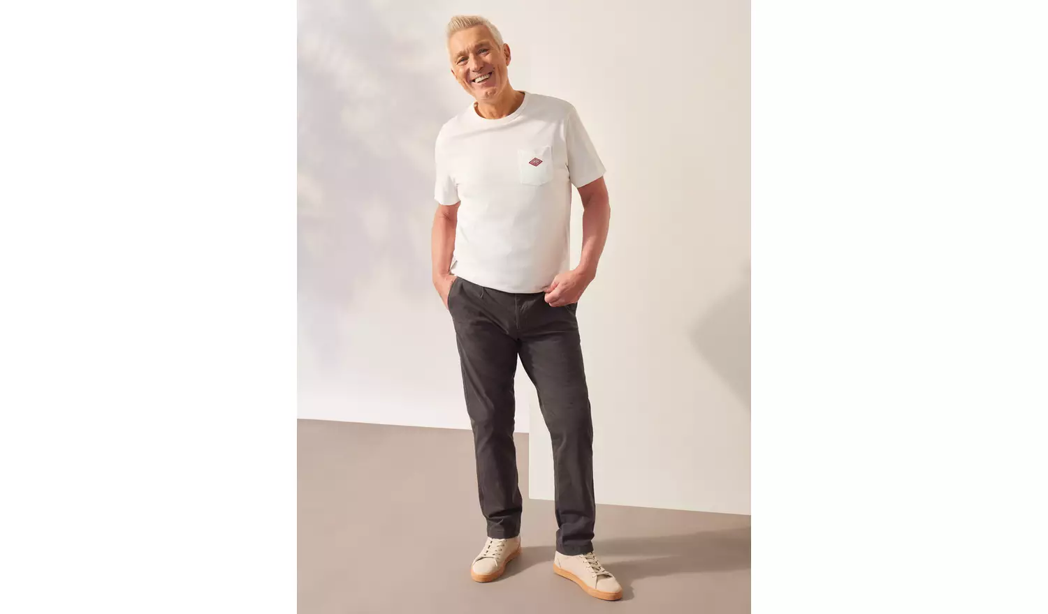 UNION WORKS White Logo Pocket T-Shirt XXL