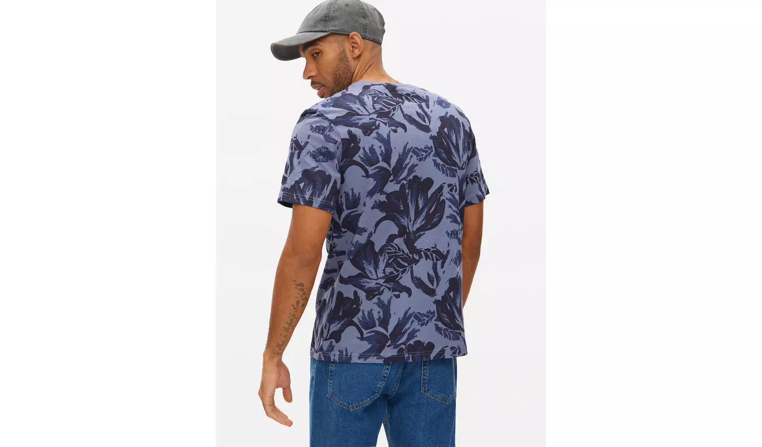 Navy Leaf Print T-ShirtXXXL