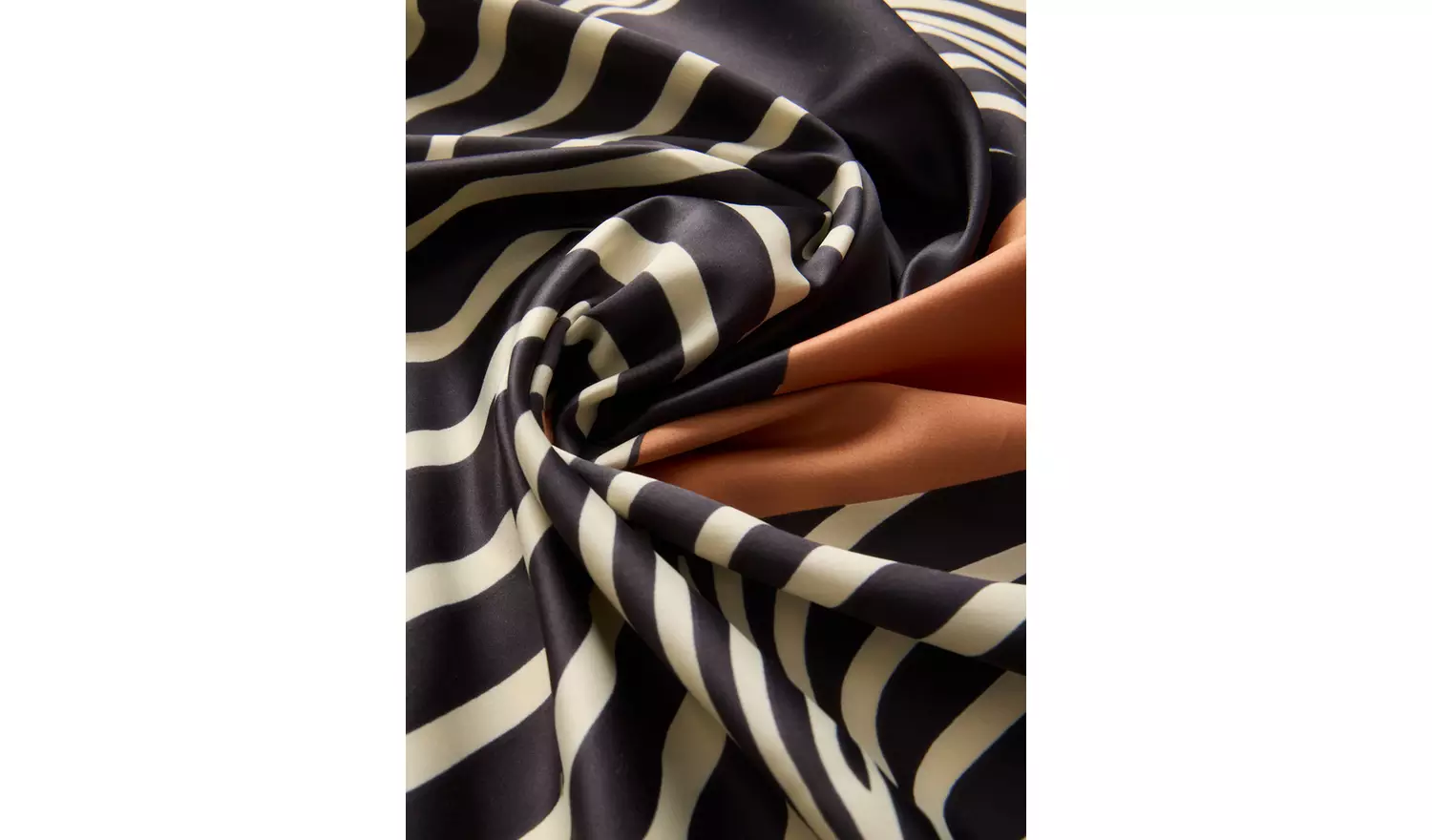 Geo Print Satin Scarf One Size