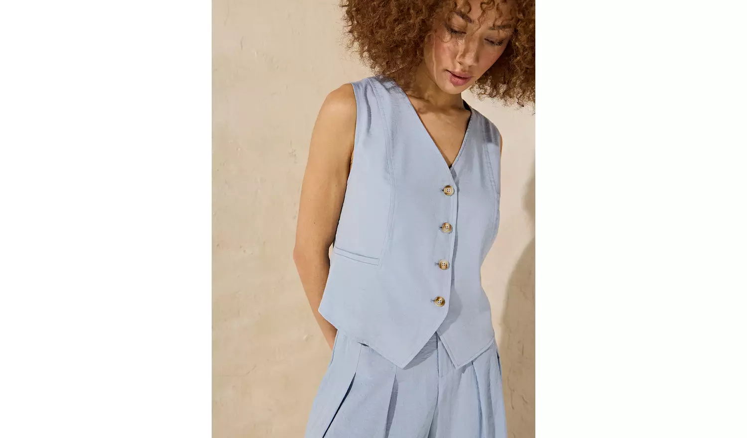 EVERBELLE Blue Soft Tailored Waistcoat 14