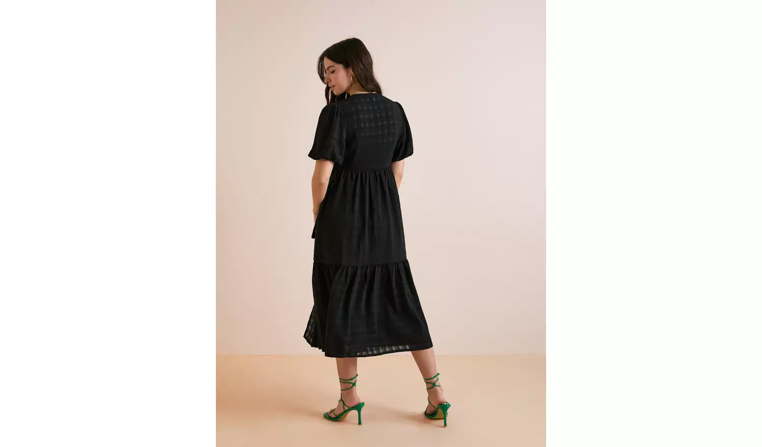 Everbelle Sheer Woven Check Midi Dress - 18
