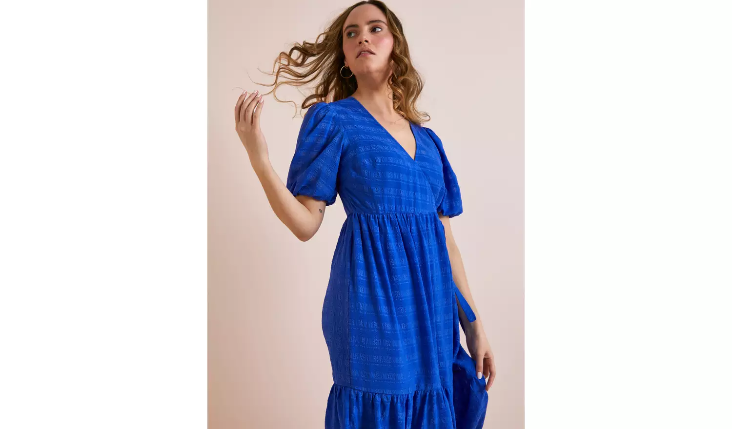 Everbelle Sheer Woven Check Midi Dress - 10