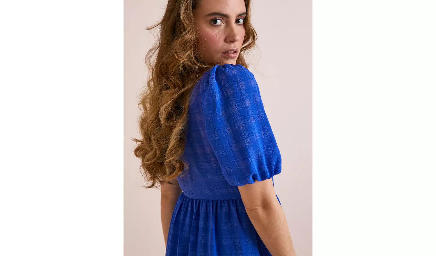 Everbelle Sheer Woven Check Midi Dress - 10