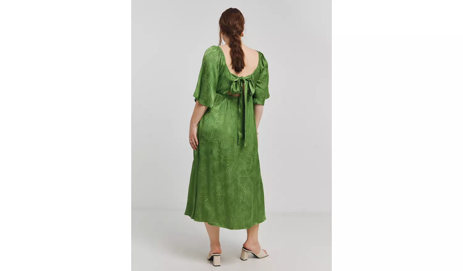 SIMPLY BE Jaquard Tie Back Midi Dress 32