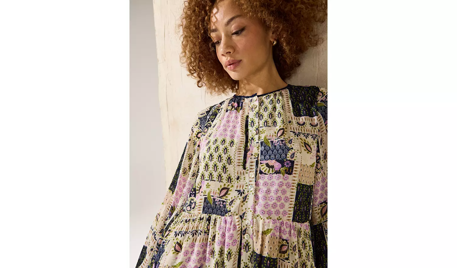 EVERBELLE Patchwork Printed Tiered Midaxi Dress 18