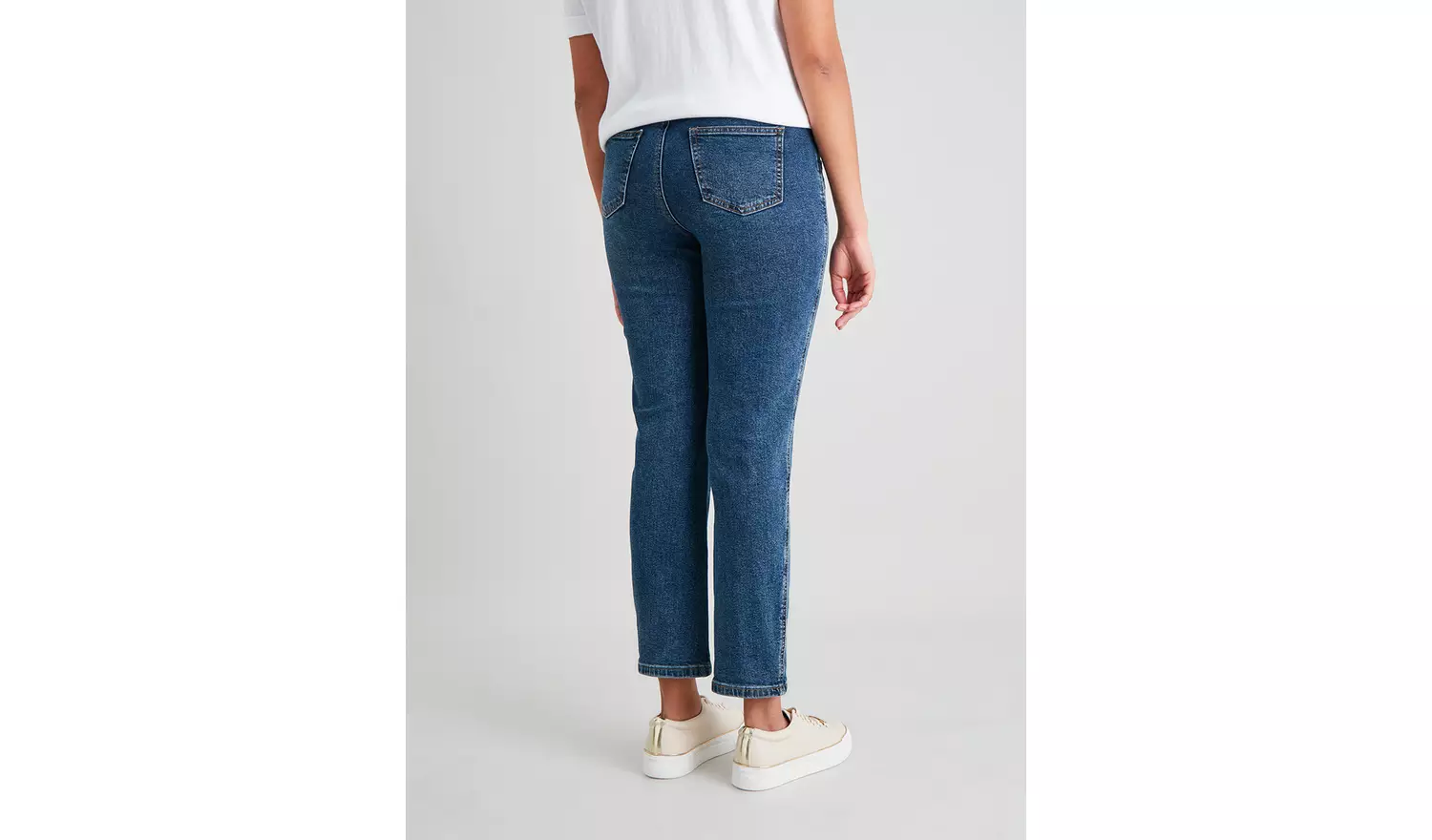 Dark Denim Straight Leg Panel Jeans With Stretch - 22