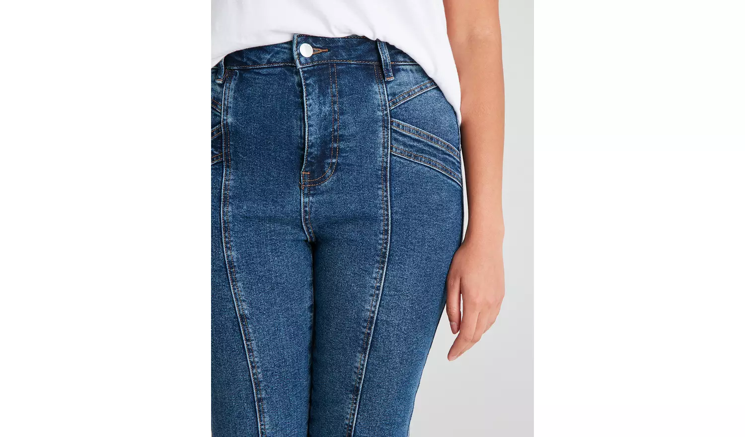 Dark Denim Straight Leg Panel Jeans With Stretch - 22