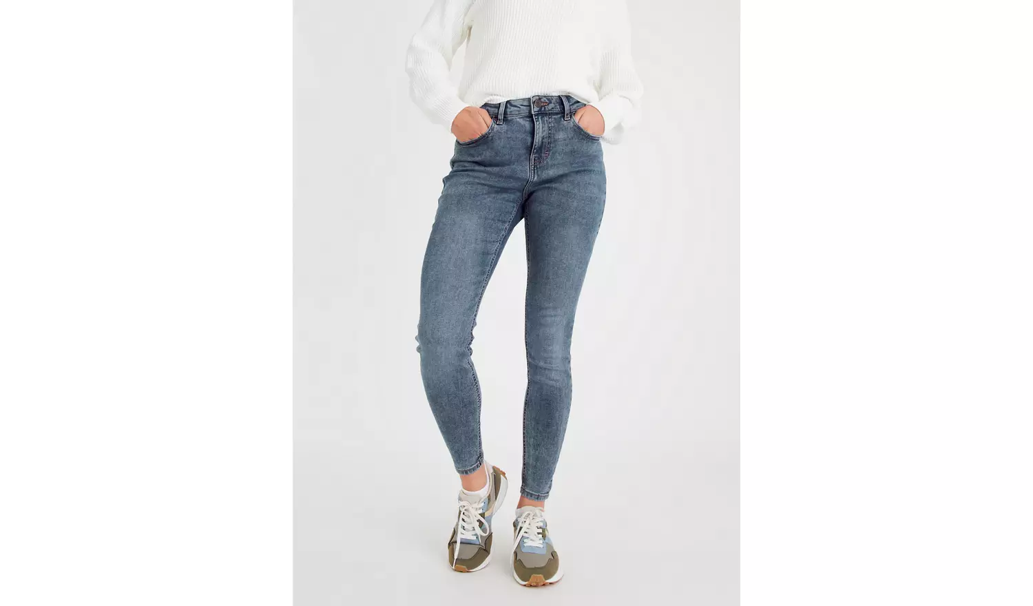 Denim Skinny Jeans With Stretch 22S