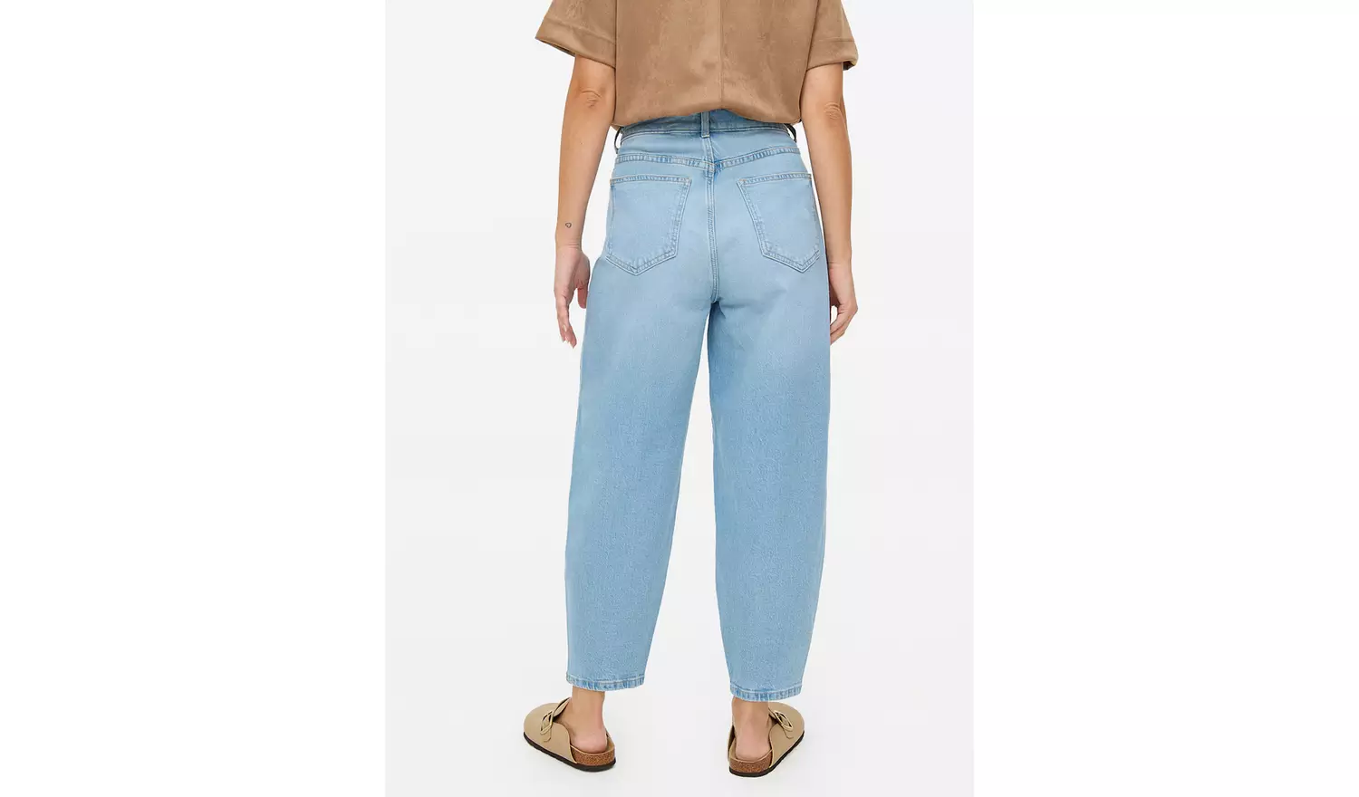 Light Denim Barrel Leg Jeans 22S