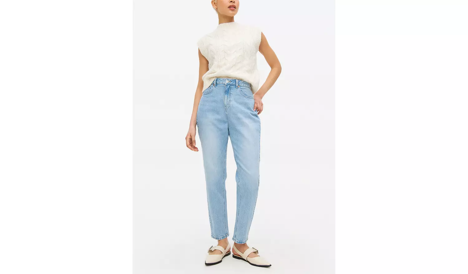 Light Rinse Denim High Rise Mom Jeans 10L