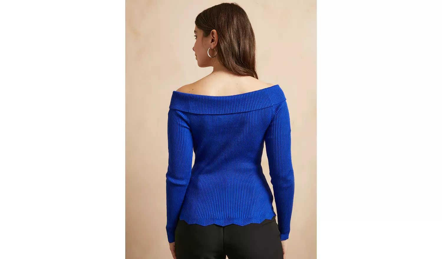 EVERBELLE Blue Scallop Ribbed Knitted Jumper18