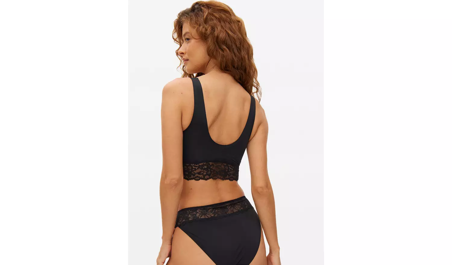 Flexform™Black Invisible Finish Seamless Lace Bralette 6
