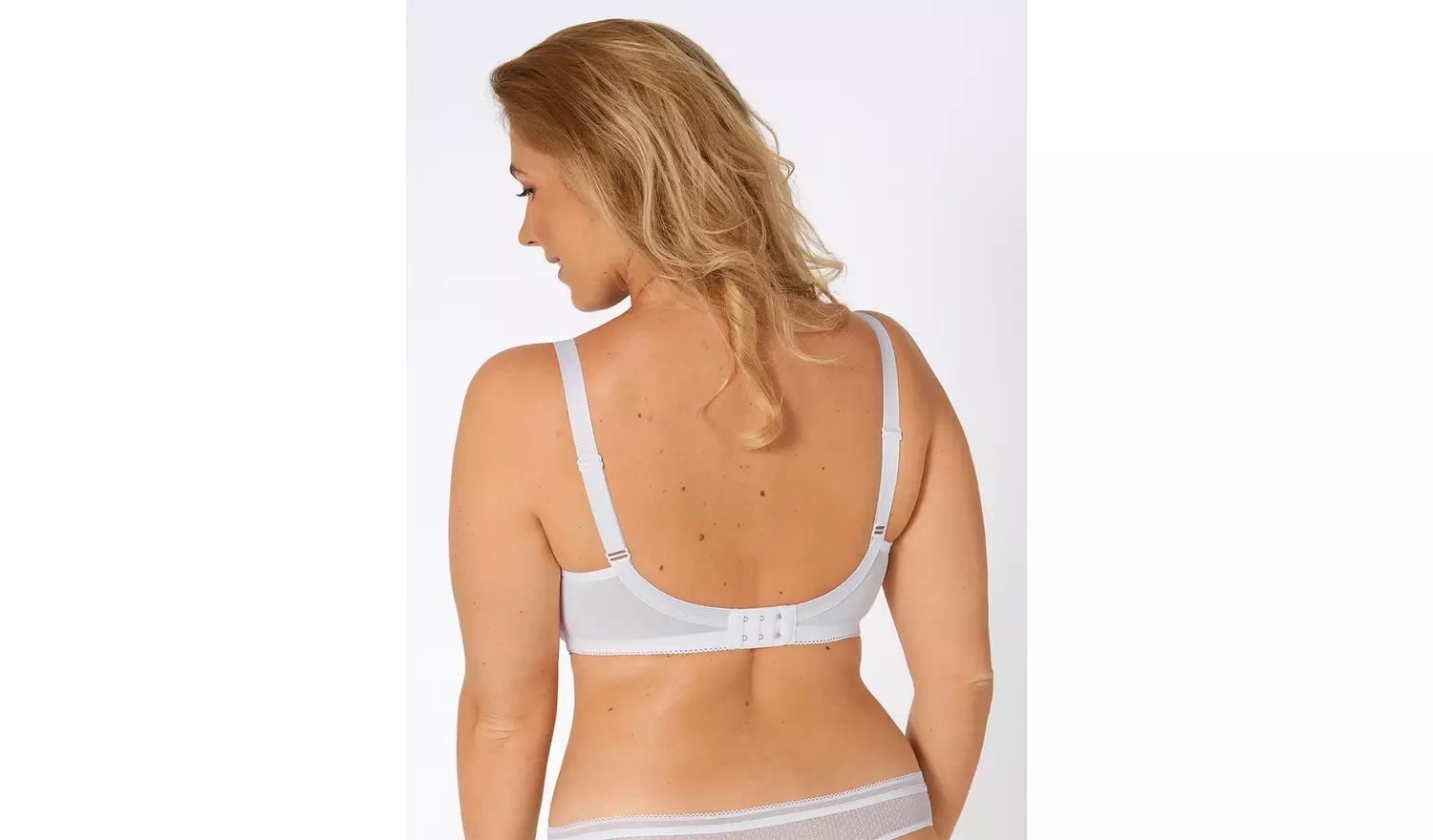 TRIUMPH Beauty-Full Darling White Bra 42C