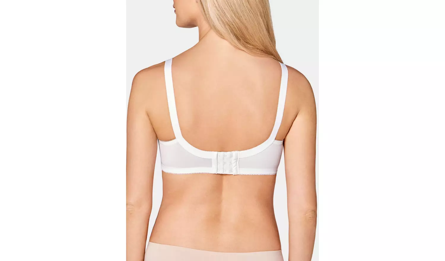 TRIUMPH Claudette 104 N X 44D