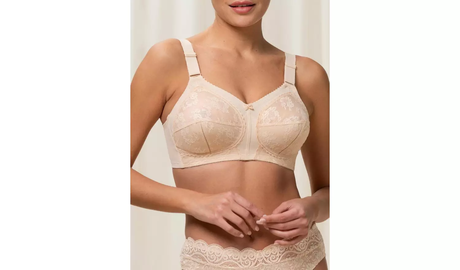 TRIUMPH Doreen X 38G