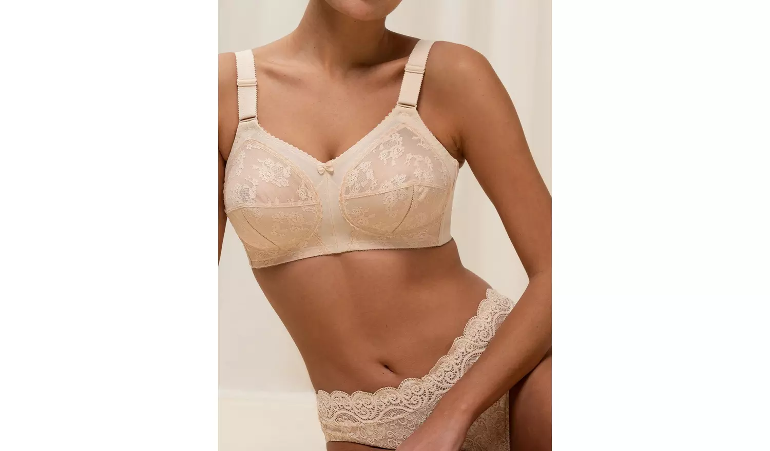 TRIUMPH Doreen X 36DD