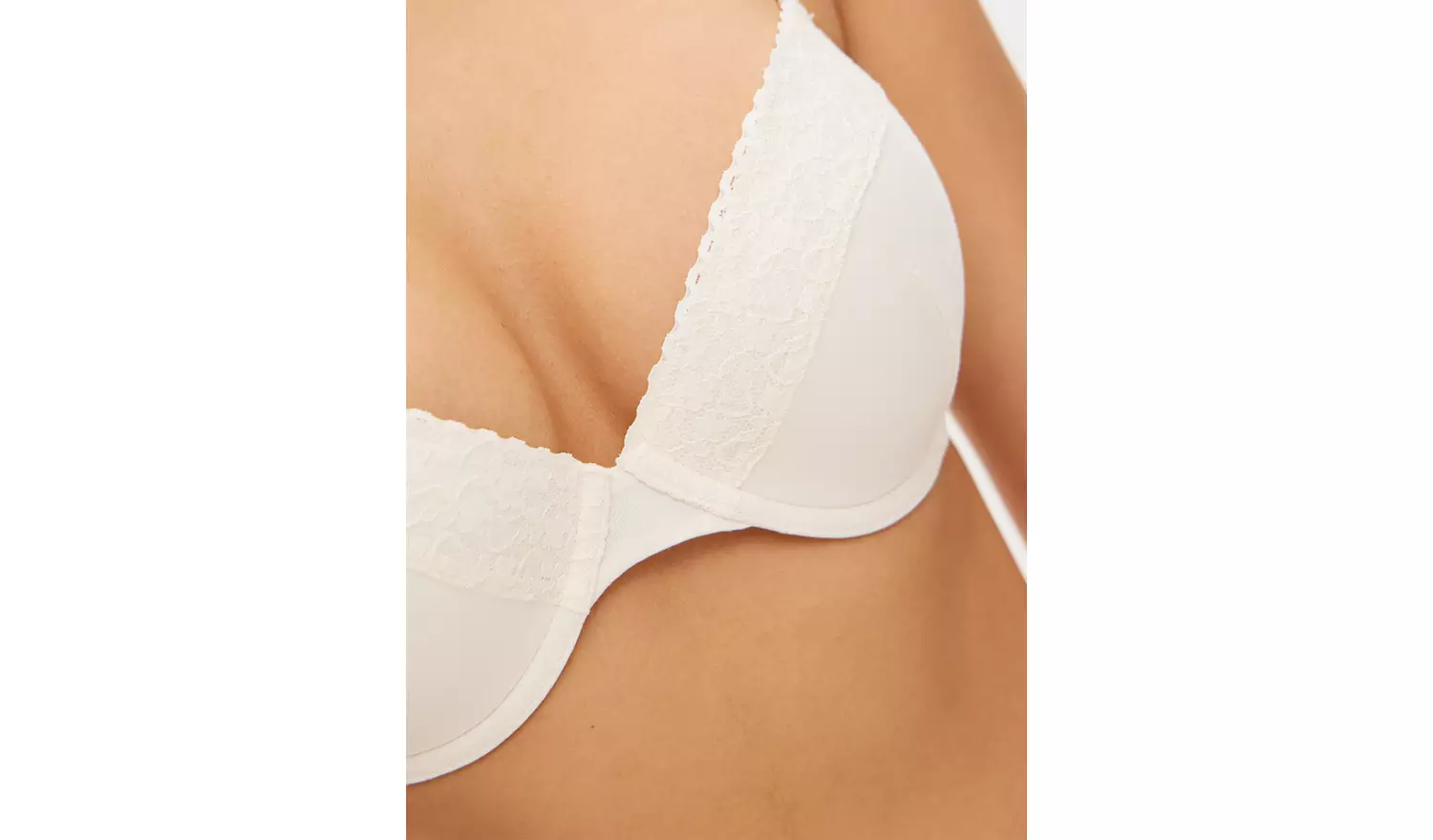 Ivory Lace Trim Underwired T-Shirt Bra 32A