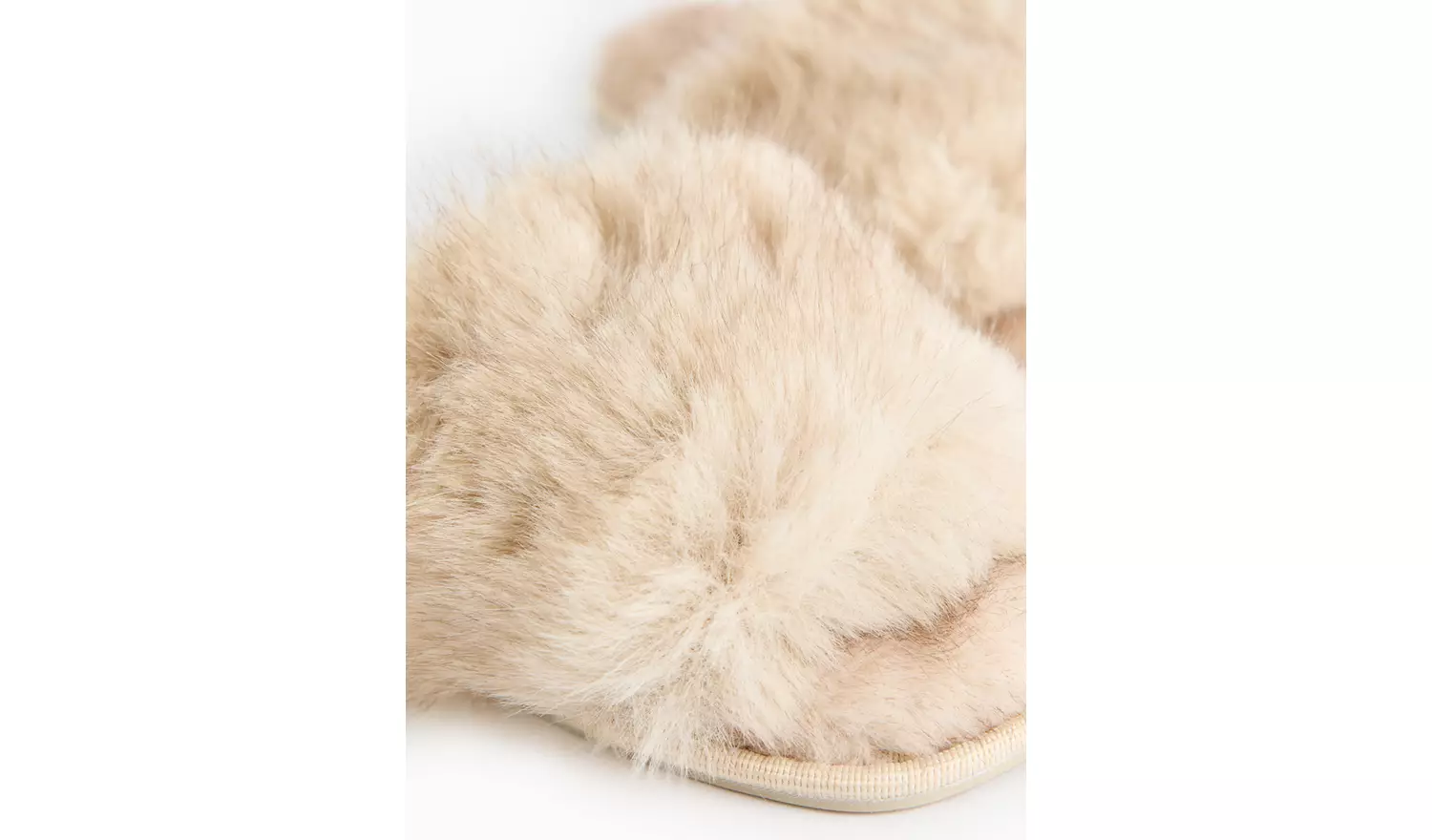 Cream Plush Faux Fur Sliders L