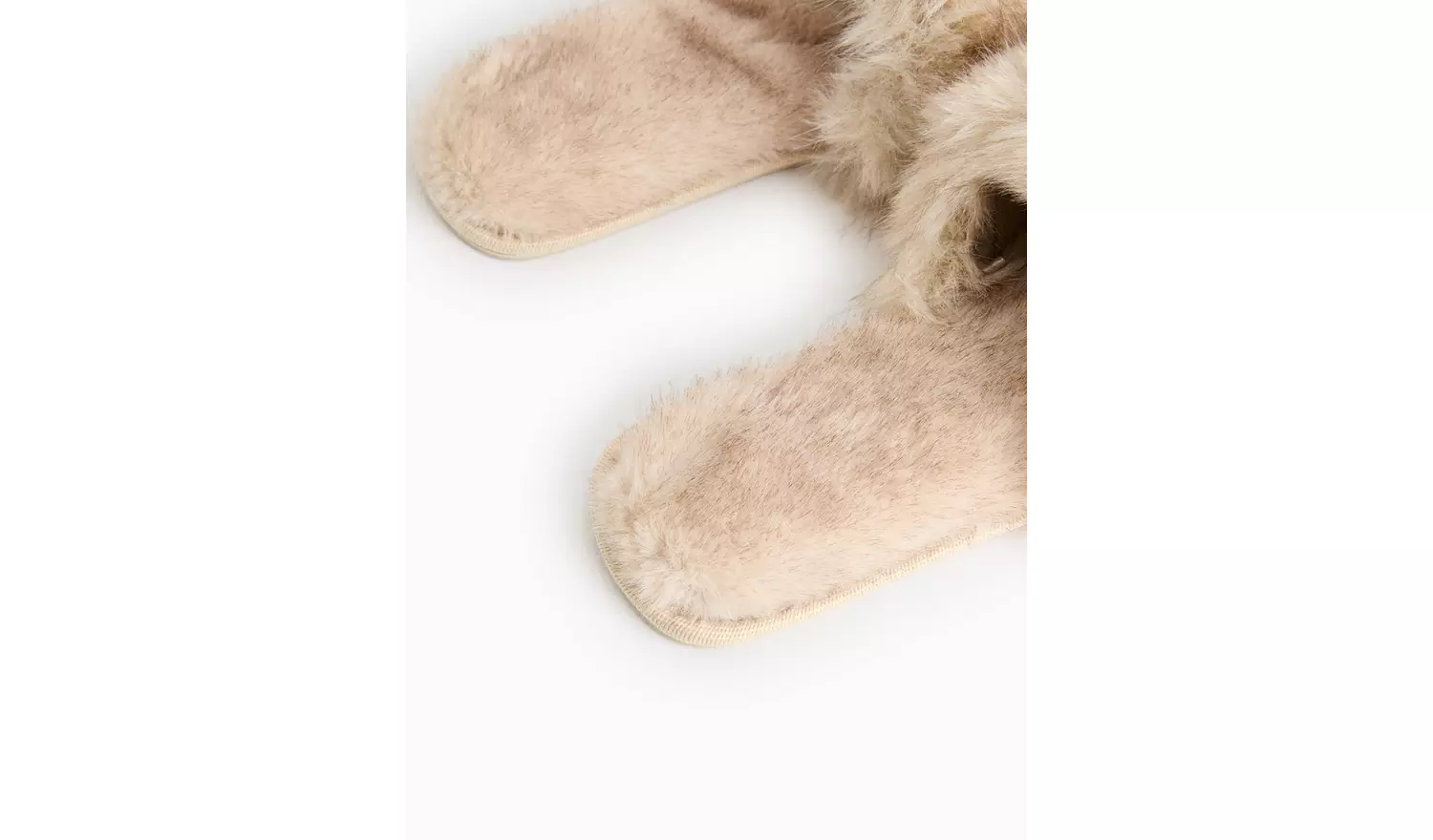 Cream Plush Faux Fur Sliders M