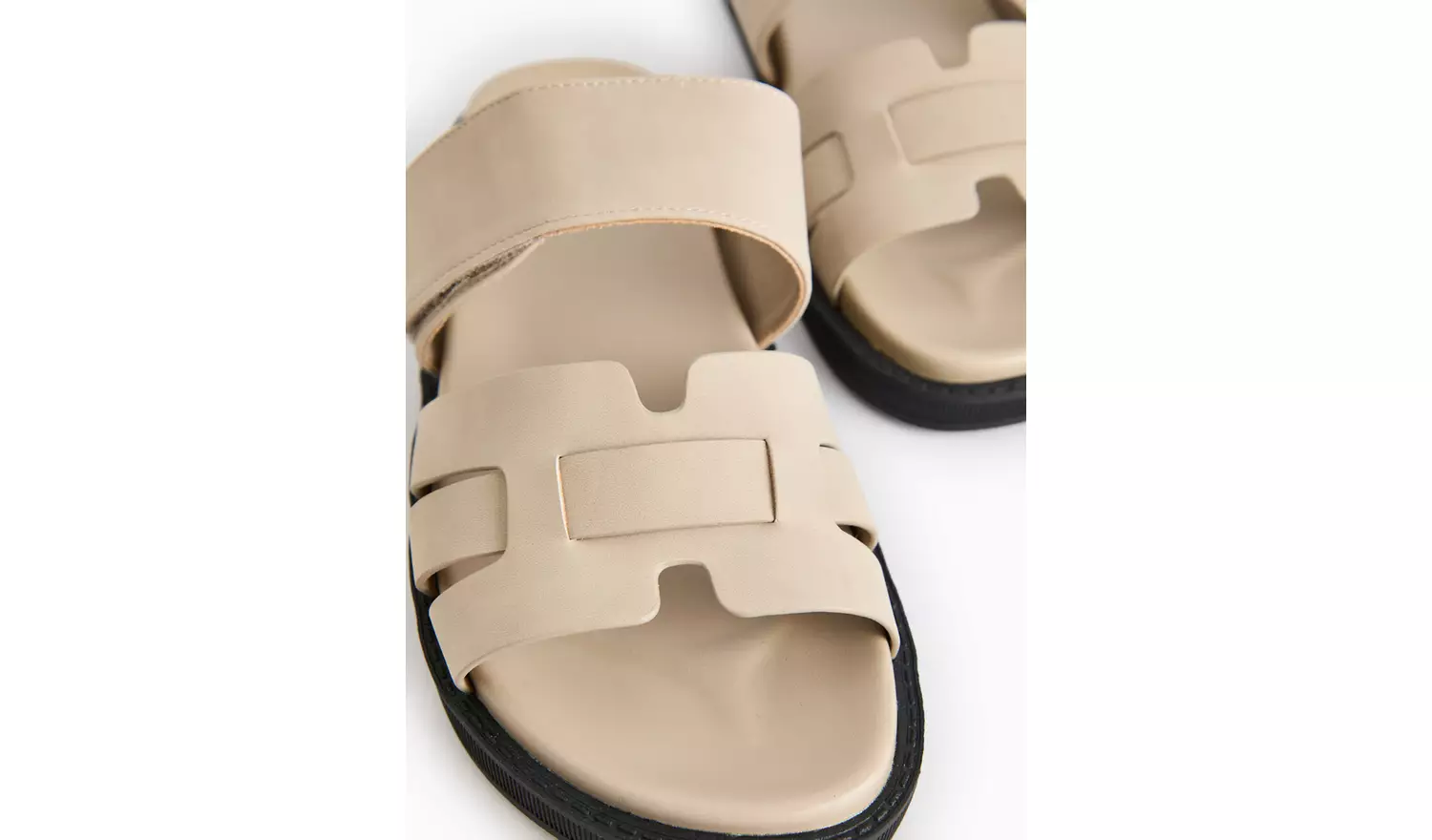 Cream Faux Leather Gladiator Strap Sandals4