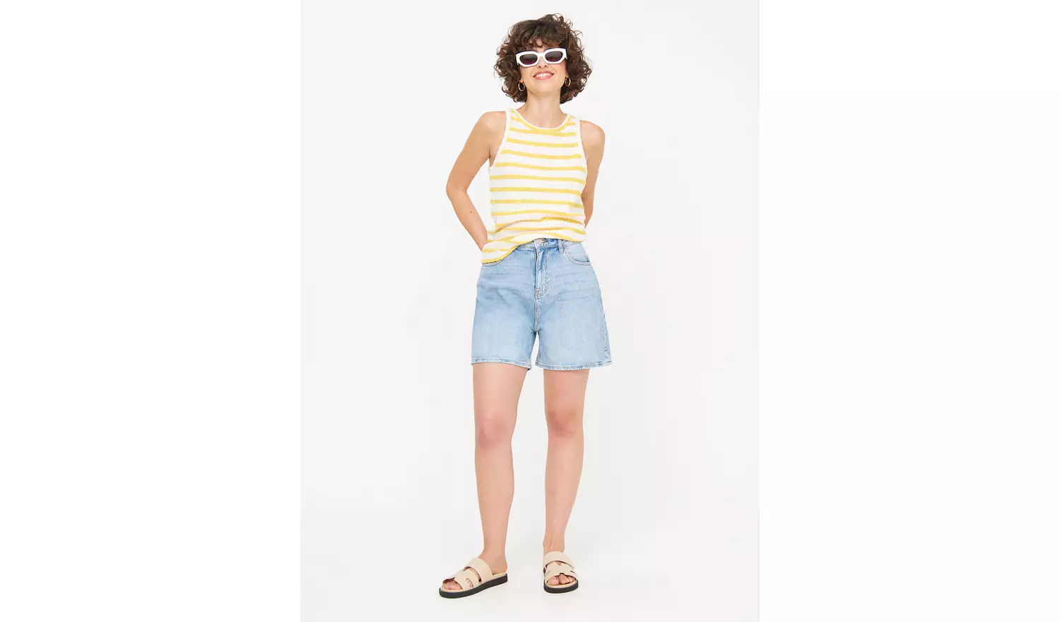 Light Wash Denim Mom Shorts10