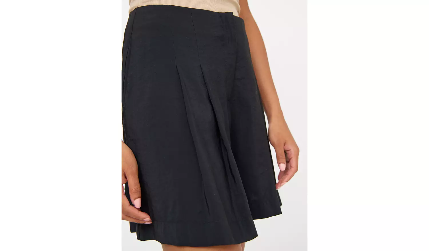 Black Tailored Tencel Shorts 16