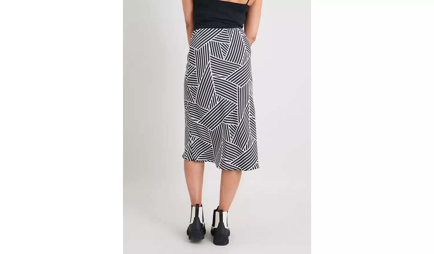 Mono Geo Stripe Midi Skirt - 8
