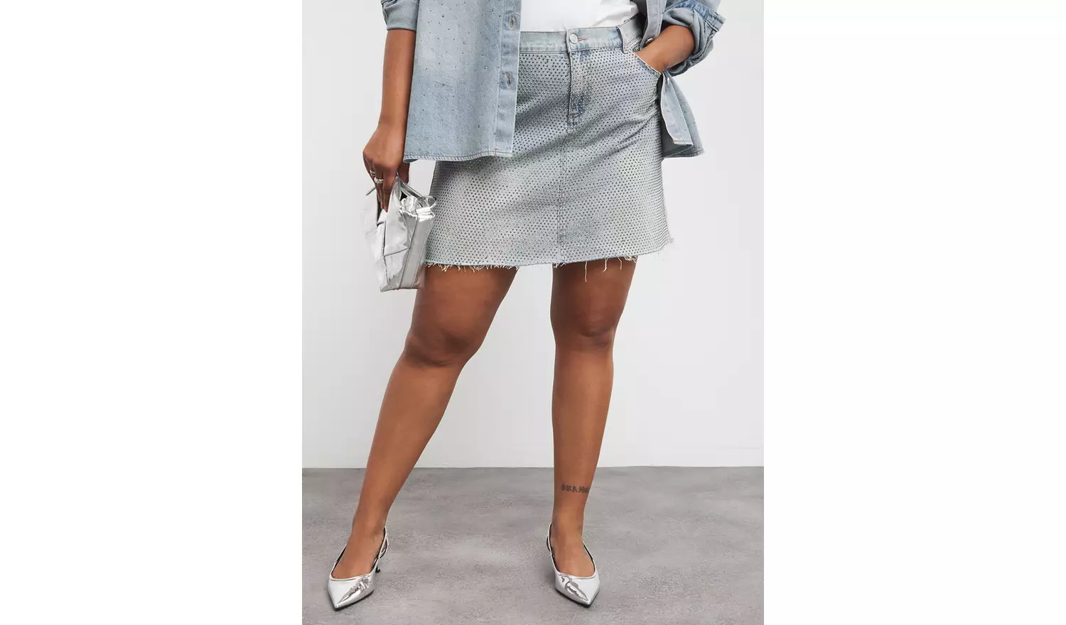 SIMPLY BE Light Wash Embellished Denim Mini Skirt 16