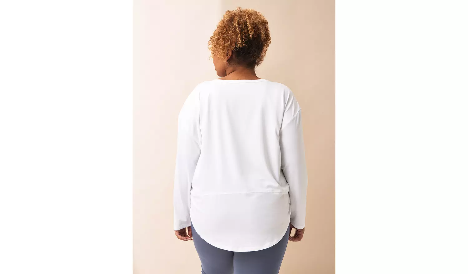 REAKTIV Optic White Soft Touch Oversized Long Sleeve Tee XL