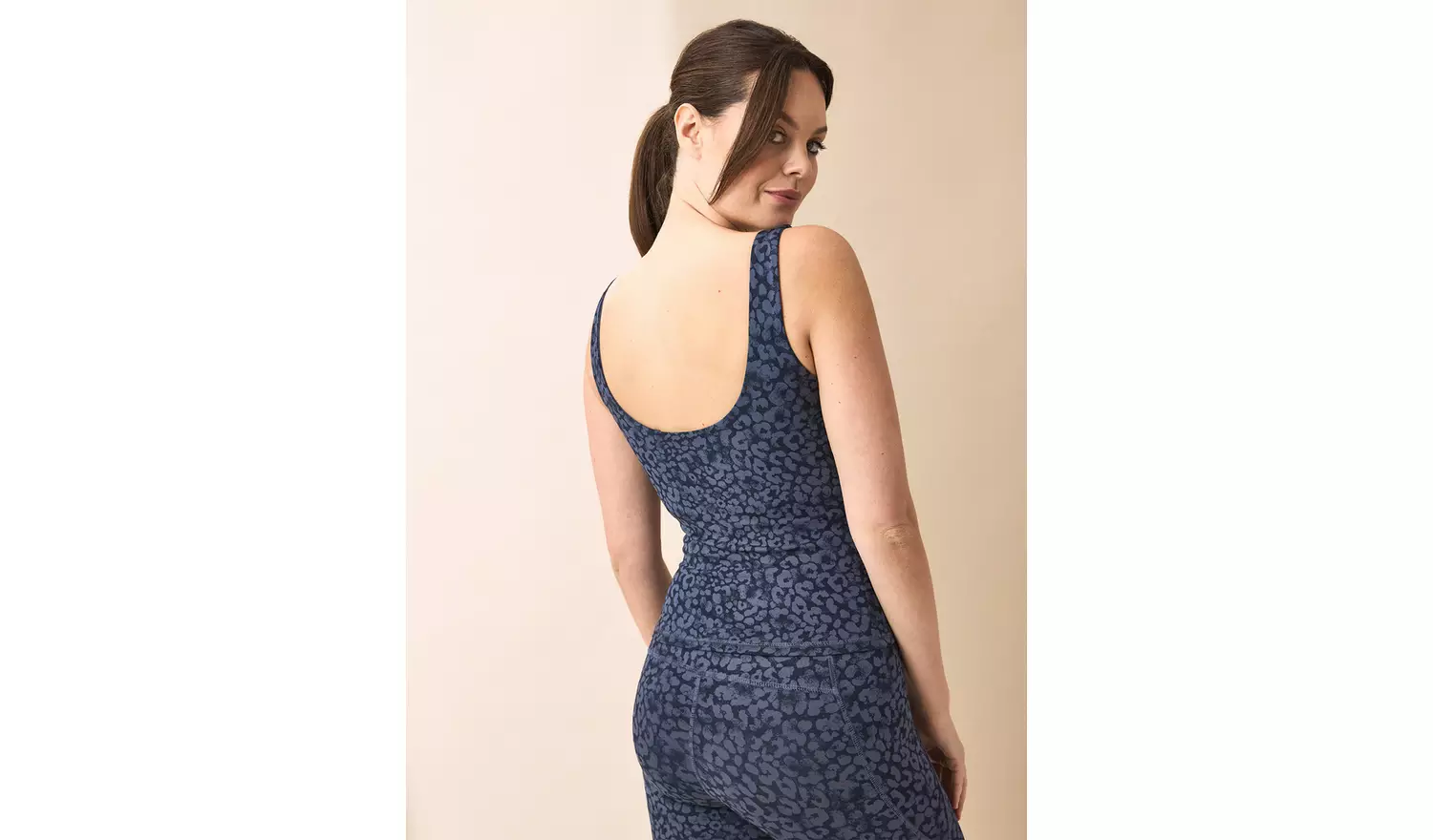 REAKTIV Built In Support Co-ord Vest Blue Leopard XL