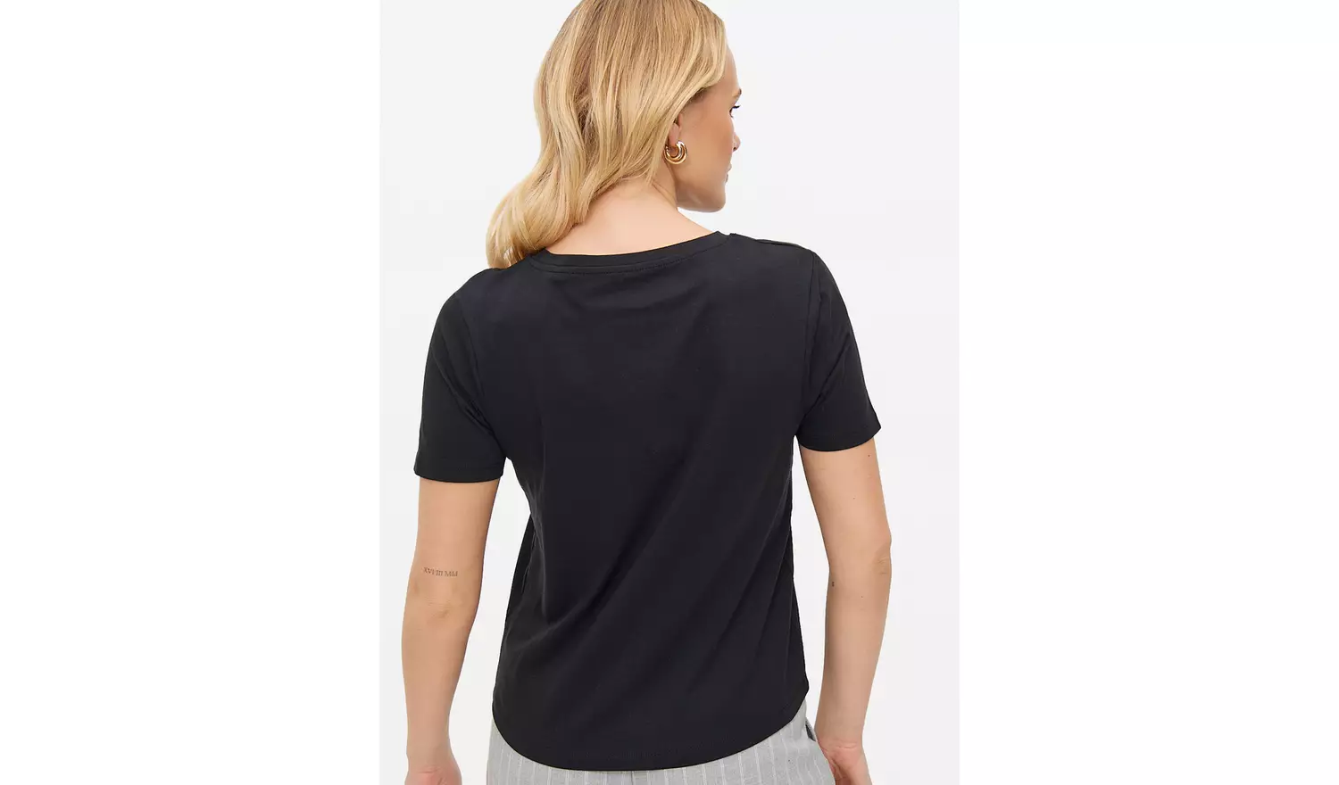 Black Everyday Regular Fit T-Shirt12