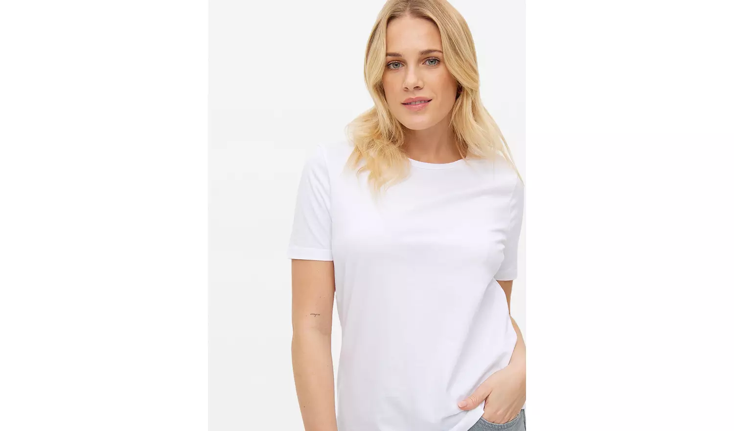 White Everyday Regular Fit T-Shirt12