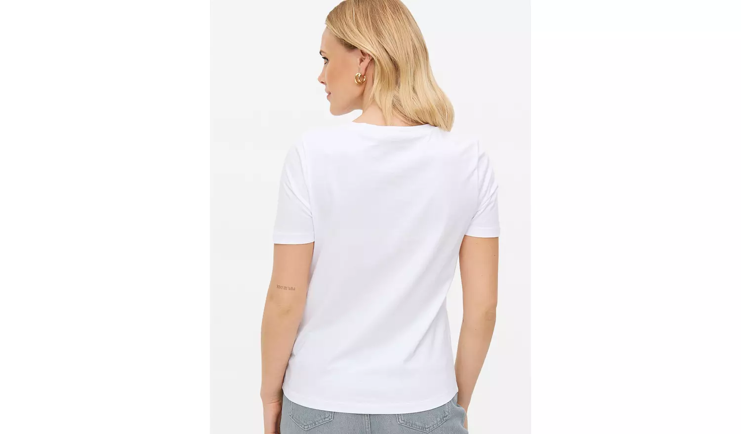 White Everyday Regular Fit T-Shirt24