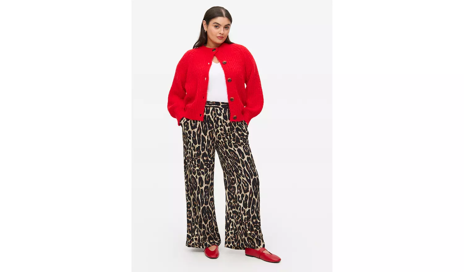 Cream Ribbed V Neck Short Sleeve T-Shirt 18