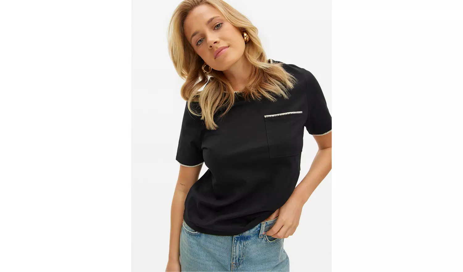 Black Mono Contrast Blanket Stitch T-Shirt 16