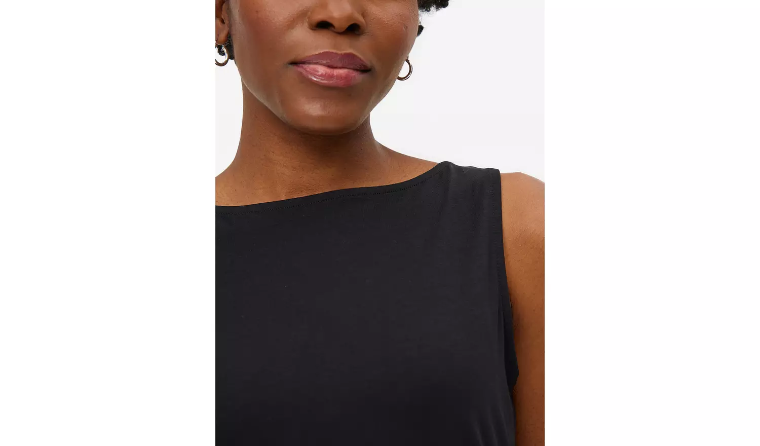 Black Sleeveless Boat Neck Top 20