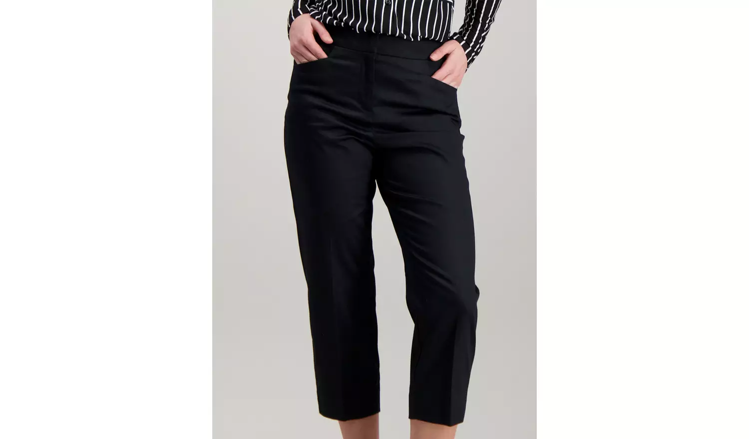 Black Plain Capri Trouser - 24