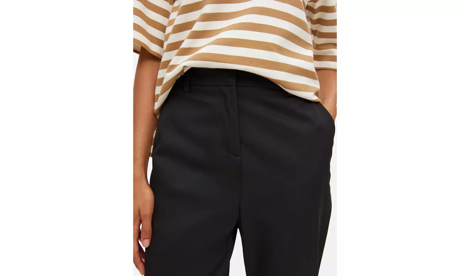 Black Tapered Trousers 18S