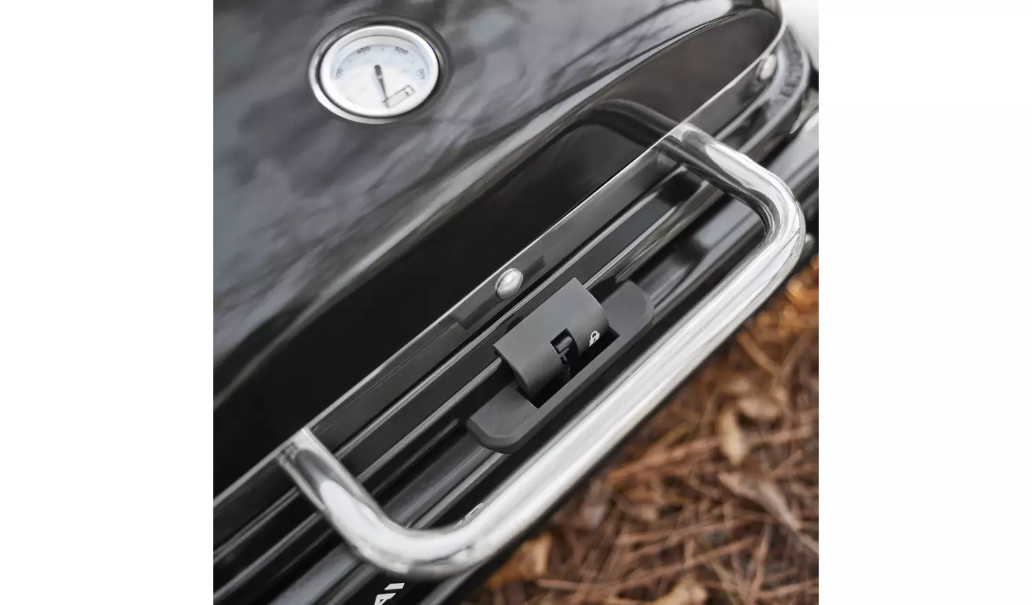 Weber Traveler Compact Portable Gas BBQ