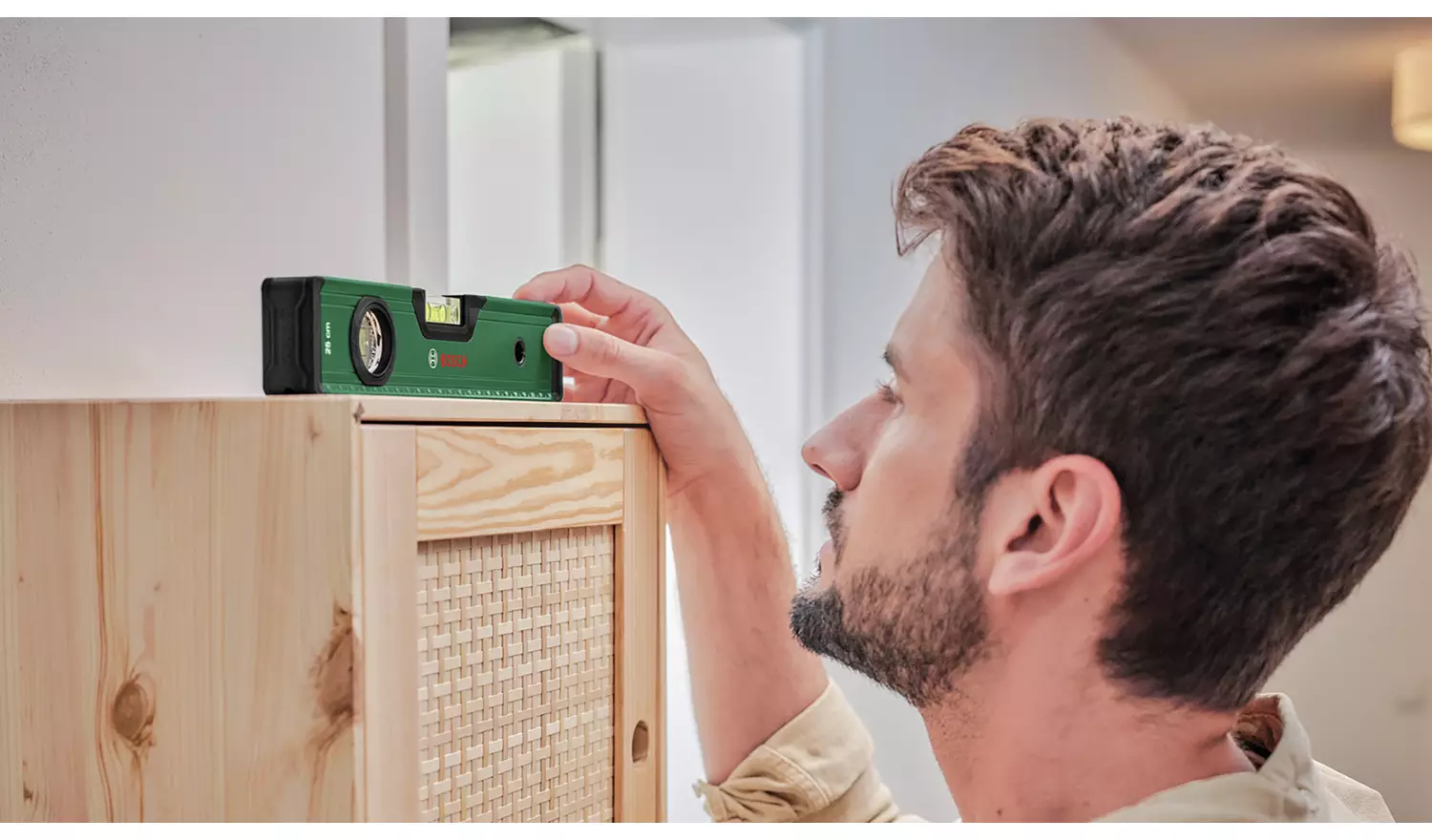 Bosch 25 Pieces Universal Hand Tool Set