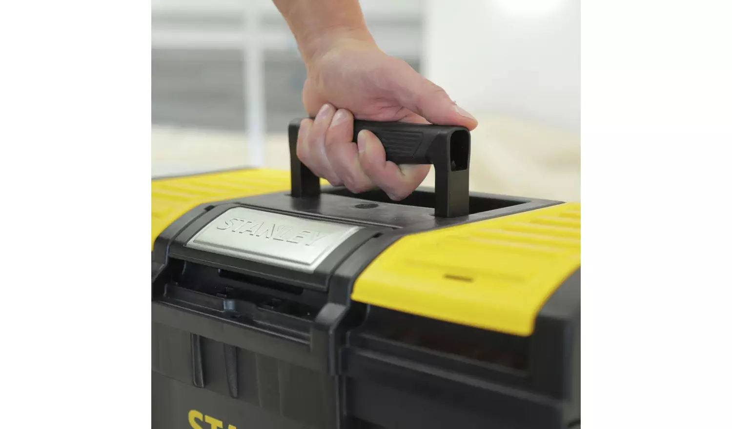 Stanley 19 Inch One Touch Toolbox