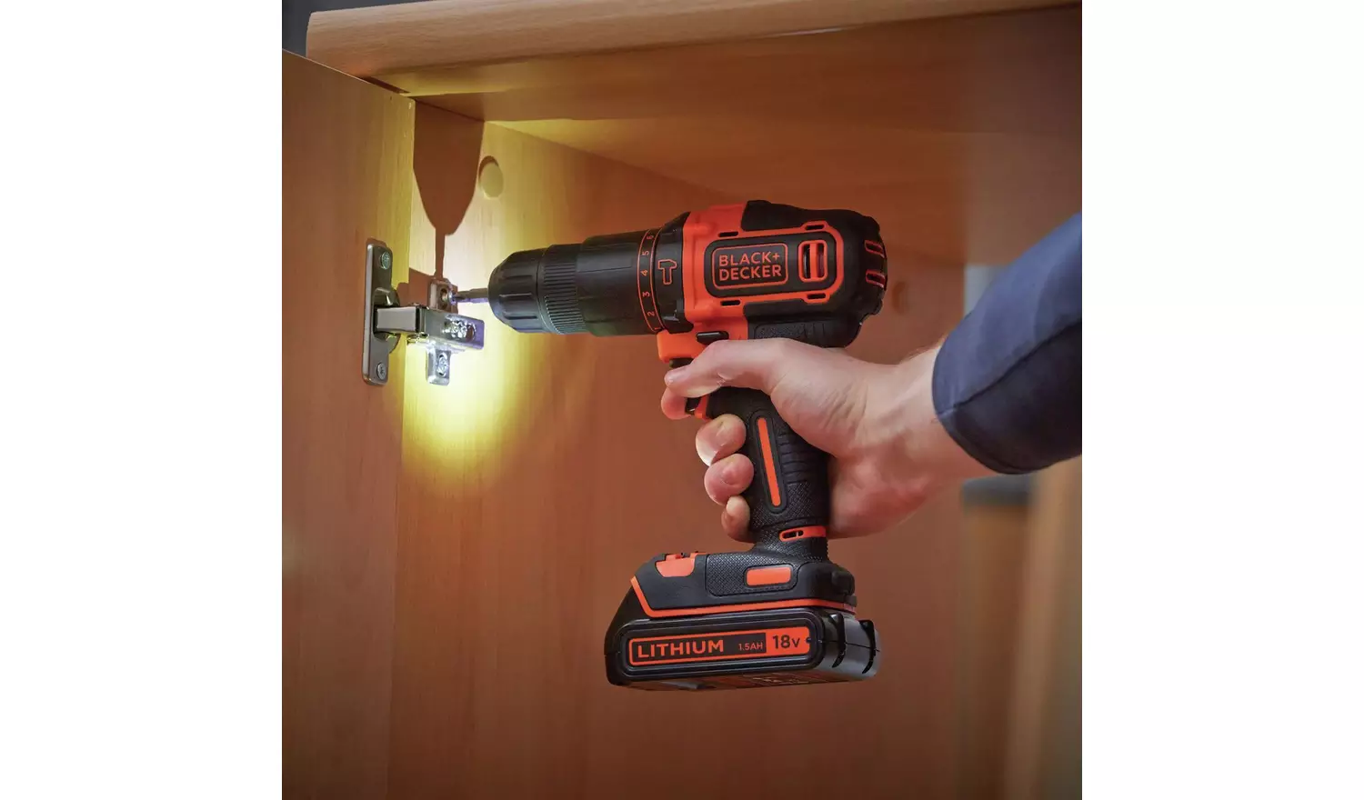 Black + Decker 18V Cordless 1.5AH Twin Pack with2x Batteries