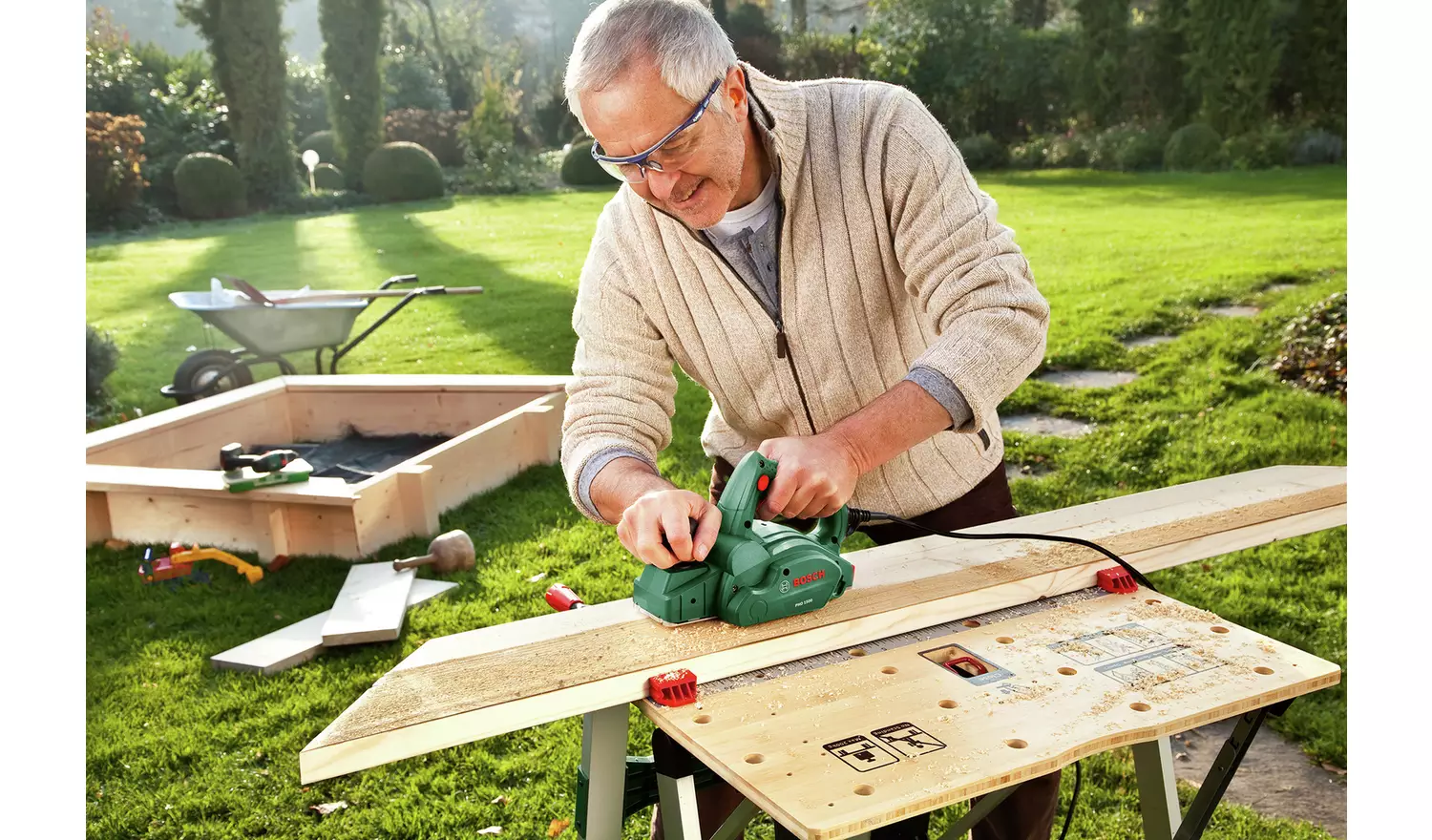 Bosch PHO 1500 Corded Planer - 550W