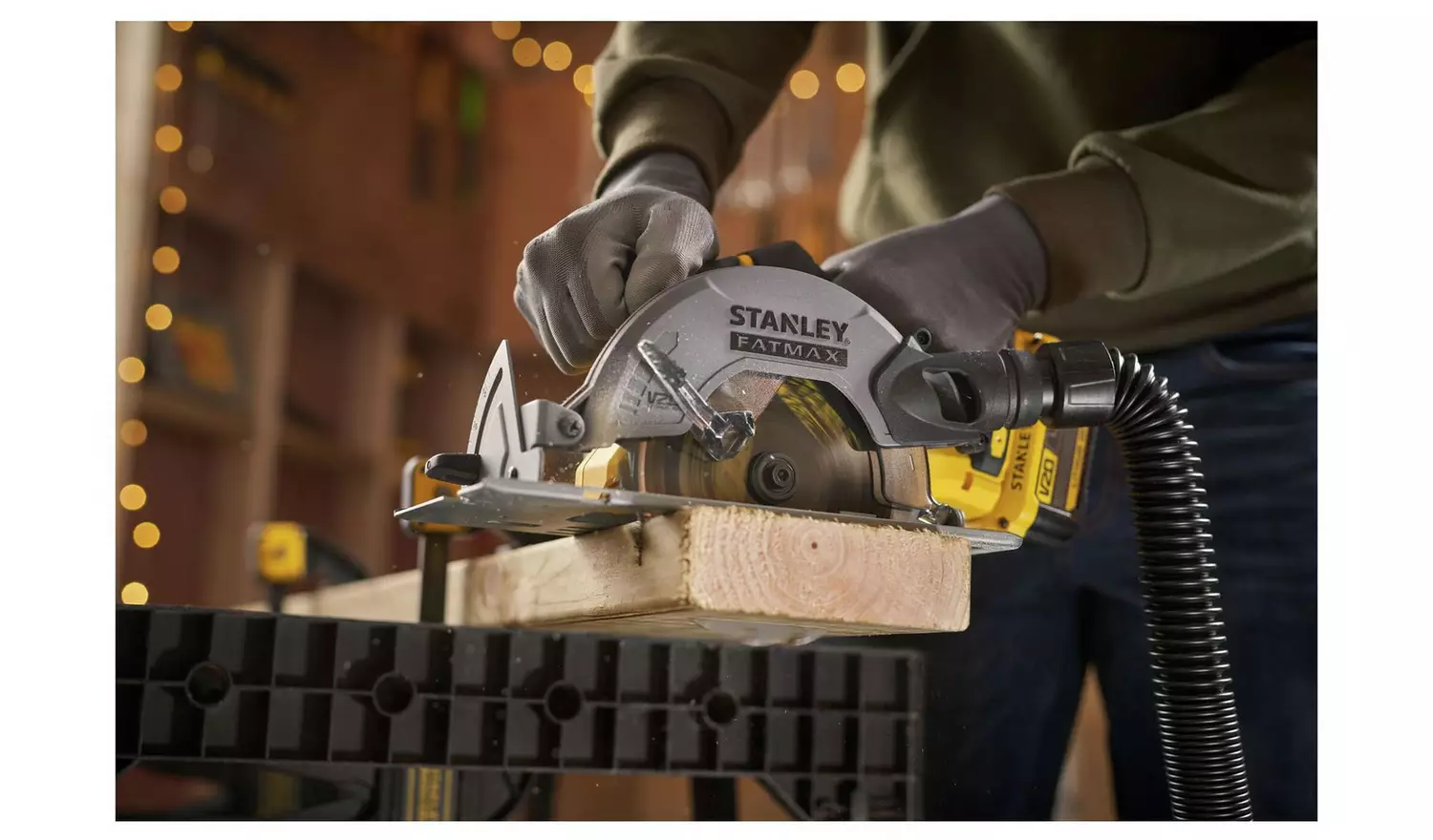 Stanley Fatmax SFMCS500D1K-GB 2Ah V20 Circular Saw - 18V
