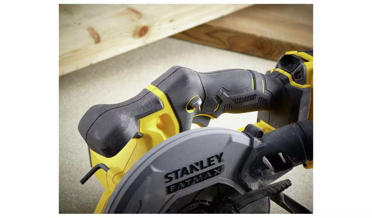 Stanley Fatmax SFMCS500D1K-GB 2Ah V20 Circular Saw - 18V