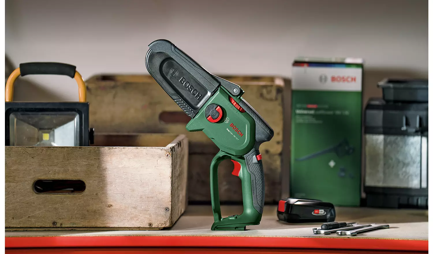 Bosch EasyChain 13cm Cordless Pruner Saw - 18V