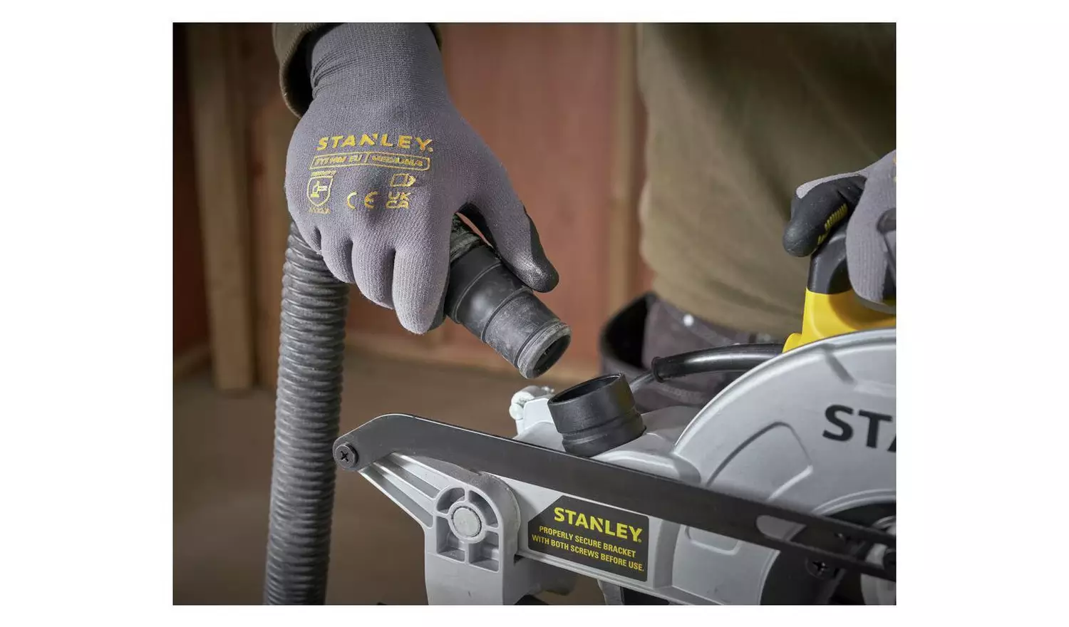 Stanley 1650W 254mm Compound Mitre Saw