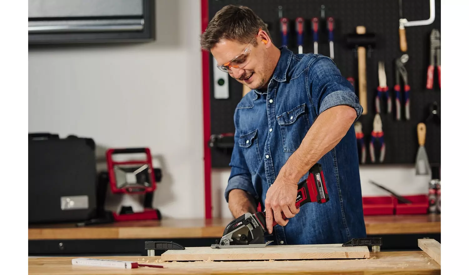 Einhell Power X-Change 2.5Ah Cordless Mini Circular Saw