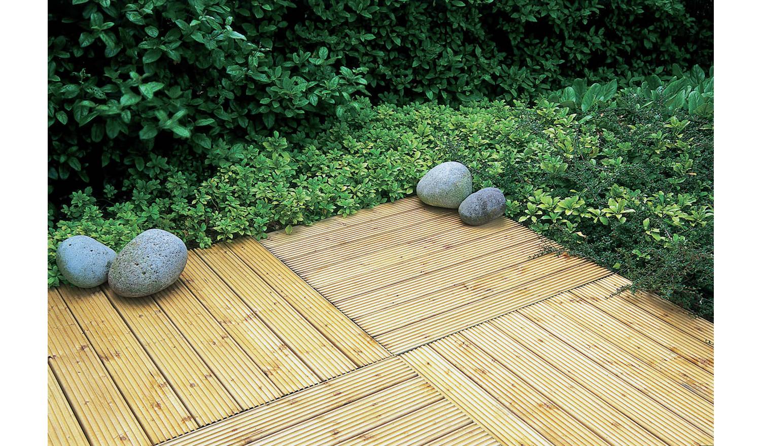 Forest Decking Tiles 60 x 60 cm - Pack of 4.