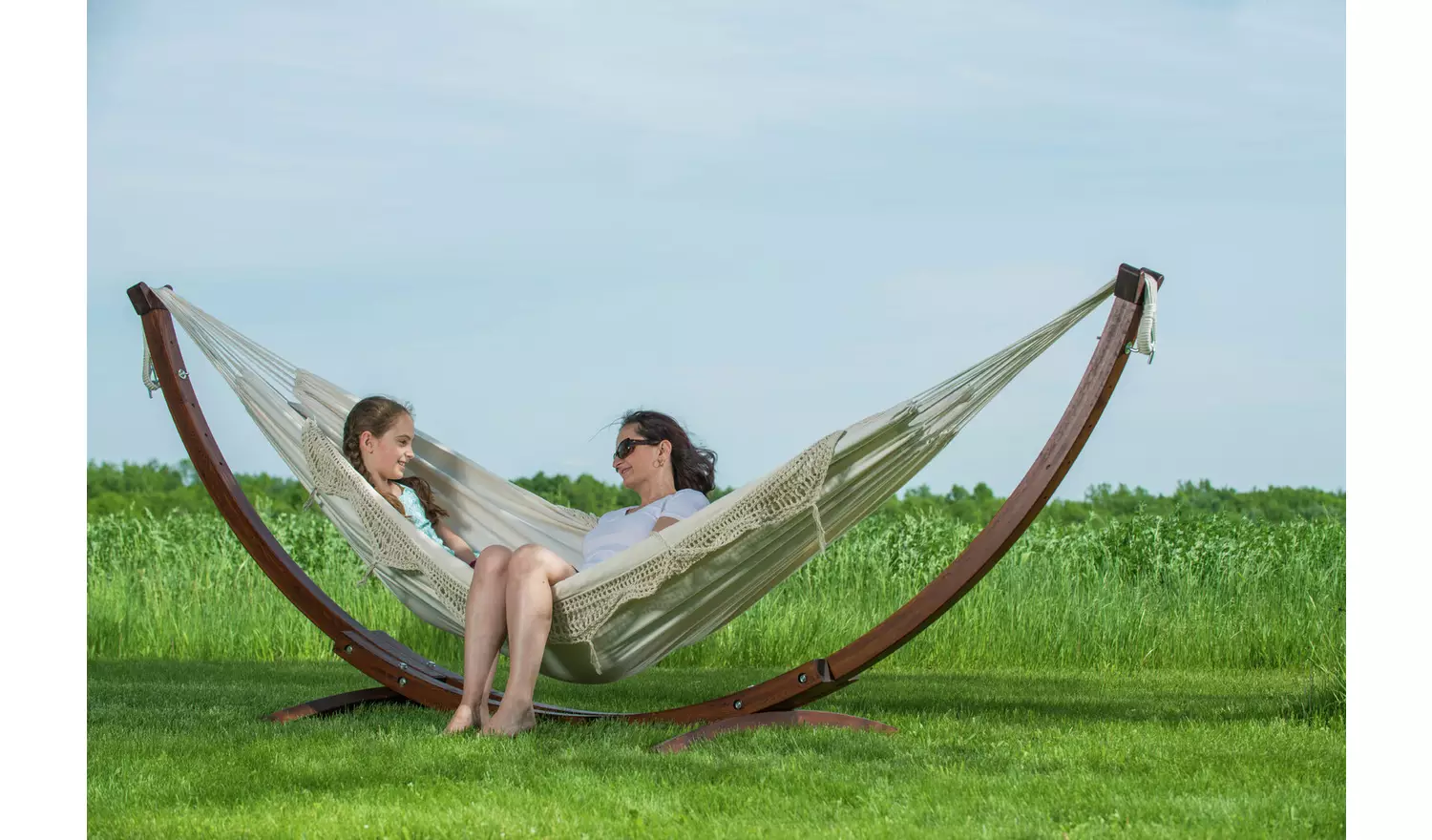 Vivere Hammock with Wooden Stand - Cream